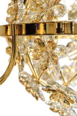 Подвесная люстра L'Arte Luce Luxury Guardia L05910 с элементами из хрусталя